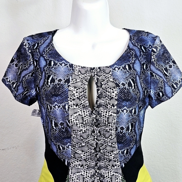 New BCBGMaxAzria Chole Multi-Color Snake Print - Picture 4 of 11